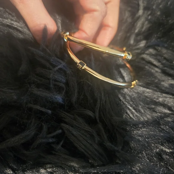 Chic Gold Bangle Bracelet Duo - Picture 9 of 12